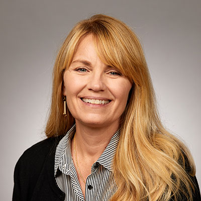 Headshot of Lisa Zanlungo.