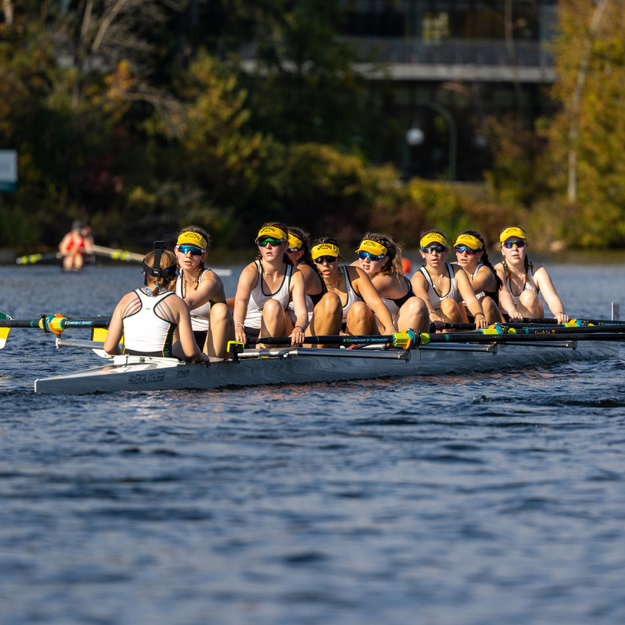 Havergal's 8 Rowing Team rowing during the Head of the Trent.