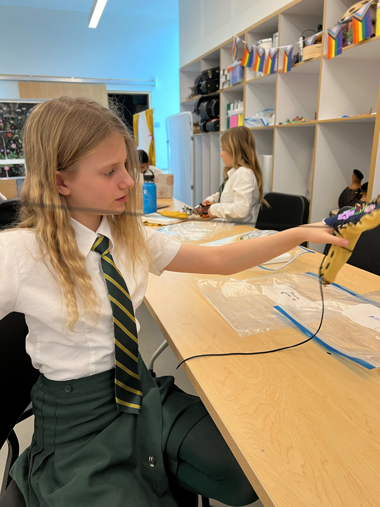 Students making art.
