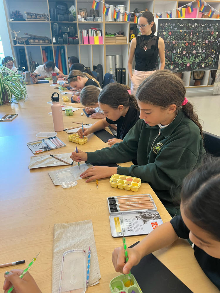 Students making art.