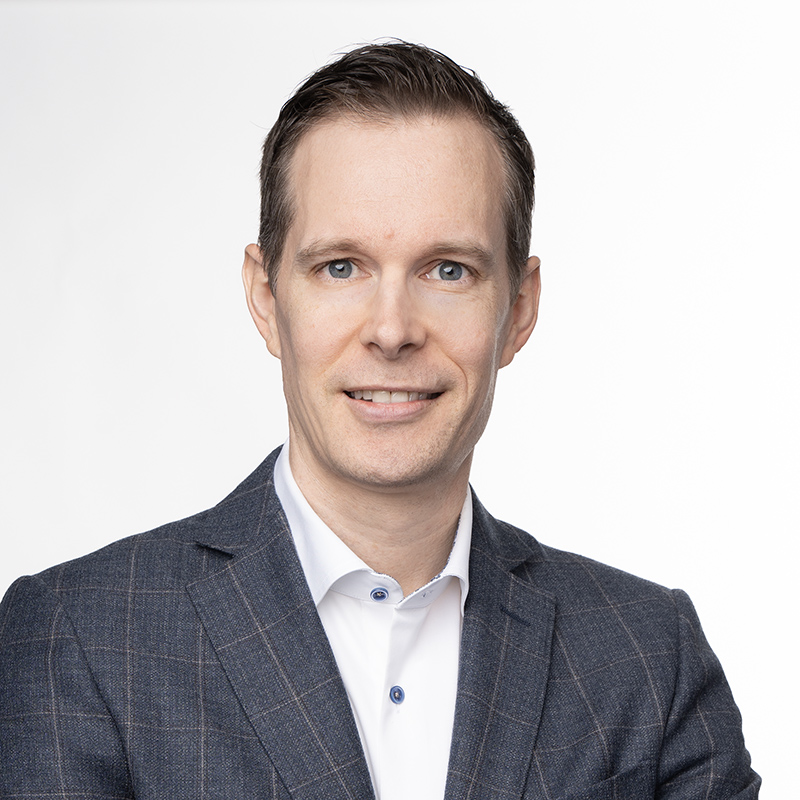 headshot of Rob Brown