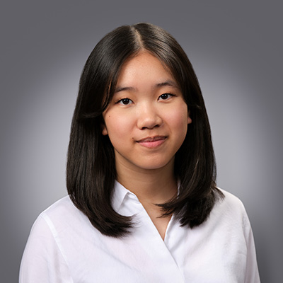 Headshot of Sophie Zhang.